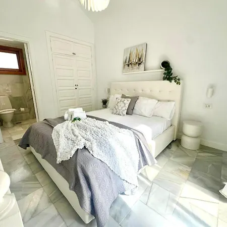 Apartment Marble Sun Luxury By Deihu Experiences *